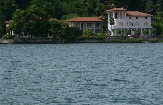 **** Aparthotel Residence Ville Lago Lugano Porto Ceresio Italy